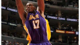 Gooden y Bynum ganaron el premio de Jugadores de la Semana de la NBA