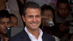  Instan a presidente a cumplir con hijo 