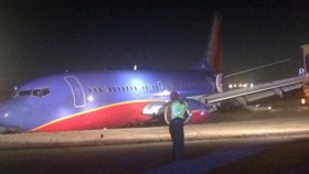 Encuentran bisturí en avión