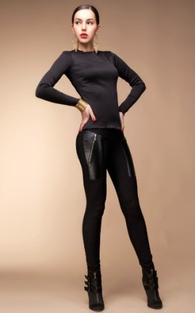 10- Que unos pants para hacer ejercicio nunca serán lo mismo que vestir unos leggings sexys y llamativos.
