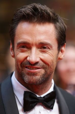 El guapísimo Hugh Jackman, candidato a Mejor Actor Principal por su papel en Les Miserables.