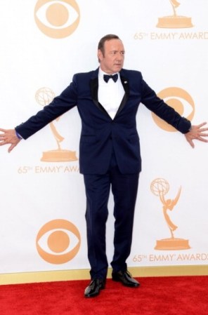 Hubo un momento muy gracioso cuando Kevin Spacey, desde su butaca entre el público, se dirigió directamente a la cámara como si fuera su personaje (tan antipático y directo) en House of cards.