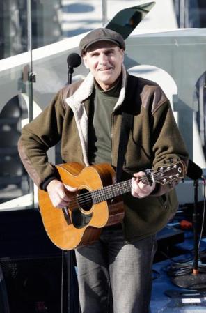 El legendario y adorado James Taylor ofrecerá el show más esperado de la fecha.