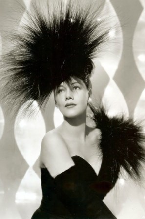 61 anos se cumplen desde el dia que se apagaron para siempre las luces y las cámaras en la vida de una gloria del arte dominicano y del mundo: María Montez.