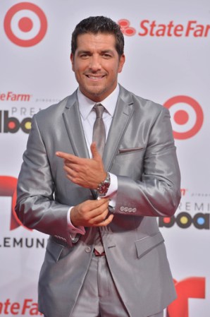 ISIDRO CASTILLO – Paulo Quevedo