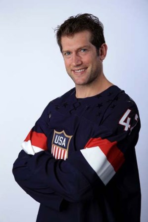 David Backes, jugador de hockey