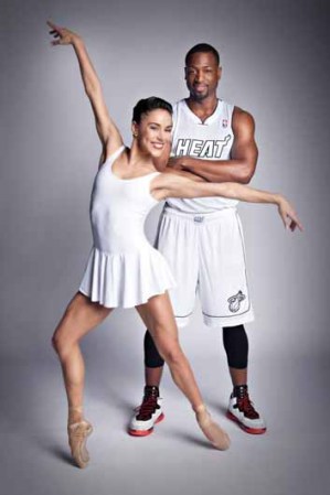 En una colaboración entre arte y deporte, el Miami Heat apoyó al Miami City Ballet con una sesión de fotos para colección que incluyó a los astros Dwyane Wade y Lebron James junto a las bailarinas Jeannete y Patricia Delgado.