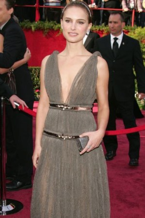 Natalie Portman siempre de las más elegante en un Lanvin.