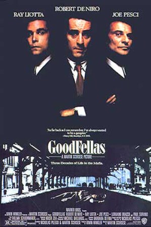 Joe Pesci, al verlo actuar de mafioso, parecería que se hubiese criado entre ellos. Le sale naturalmente. En “Goodfellas” quien se destaca es él, sobre Robert De Niro, con su magnífica interpretación de Tommy DeVito.