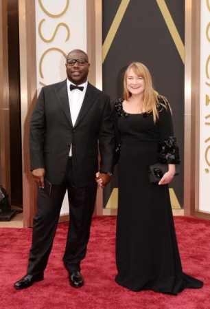 Director Steve McQueen y productora Bianca Stigter
