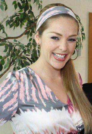 Erika estudió actuación en la Universidad de Texas.