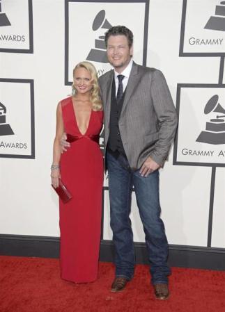 Blake Shelton y su esposa
