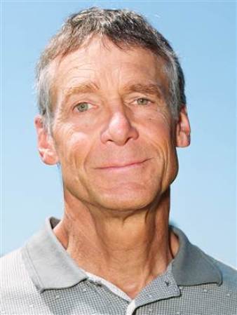 John Walton, segundo hijo del fundador de la cadena de tiendas Walmart, murió al caer a tierra una avioneta ultra ligera que estaba pilotando el 27 de junio del 2005 en Wyoming.
