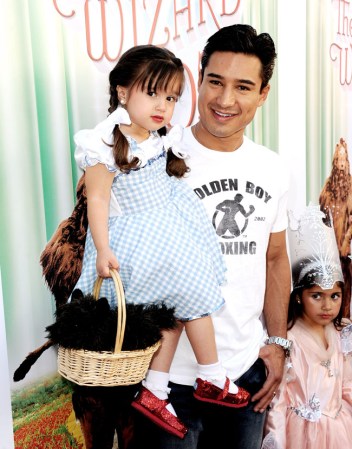 El actor Mario López es un padre amoroso de Gia, en la foto, y Dominic, de 9 meses. Su esposa es la bella Courtney Mazza.