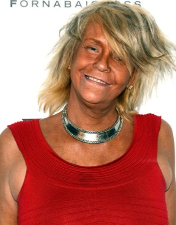 Patricia Krentcil,admitió abusar el uso de una máquina de bronceado como esta.