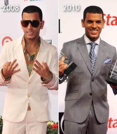 Tito El Bambino<br /><br />Aquí vemos nuevamente un look casual, evolucionando en un súper elegante y clásico traje gris en la alfombra 2010.