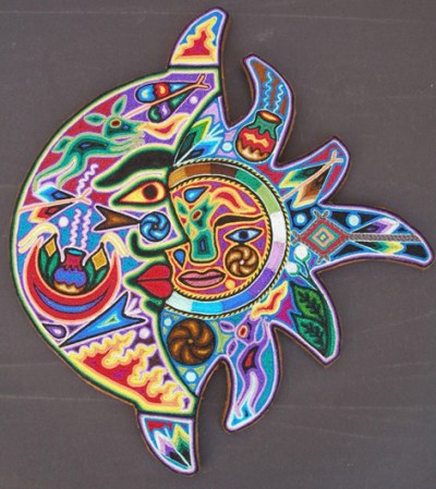 Sol y luna en cerámica pintados a mano