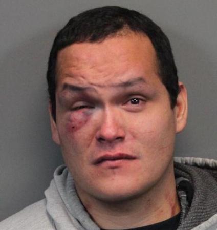 Chad Abraham Colon arrestado el 12/09/2013 en la región de Reno, Nevada, acusado de:<br />BATTERY