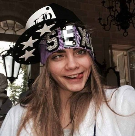 Cara Delevigne: entre Michelle Rodríguez y Selena Gómez.