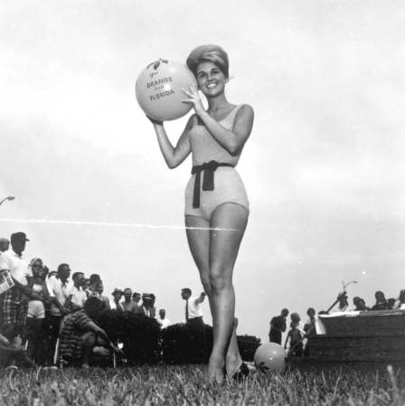 Además del turismo, Florida siempre se ha apoyado en su industria cítrica (1953).