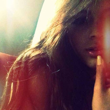 Una imagen sensual y muy sexy de Bruna.