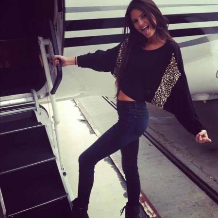 La hermana pequeña y modelo de Kim Kardashian apunta maneras.