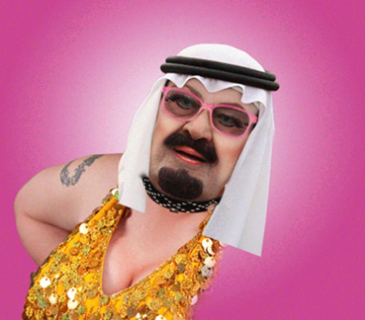 El rey de Arabia Saudita Abdalá bin Abdelaziz maquillado como transgénero.