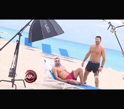 A continuación más imágenes de esta candente sesión de fotos “estrellas de verano”.