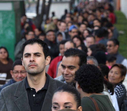 Muchos mexicanos se levantaron desde muy temprano para ir a votar.