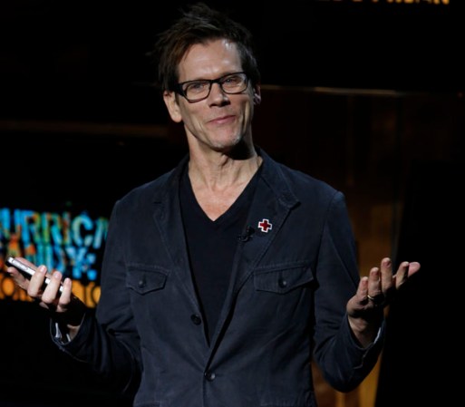 El actor Kevin Bacon también participó en el evento.