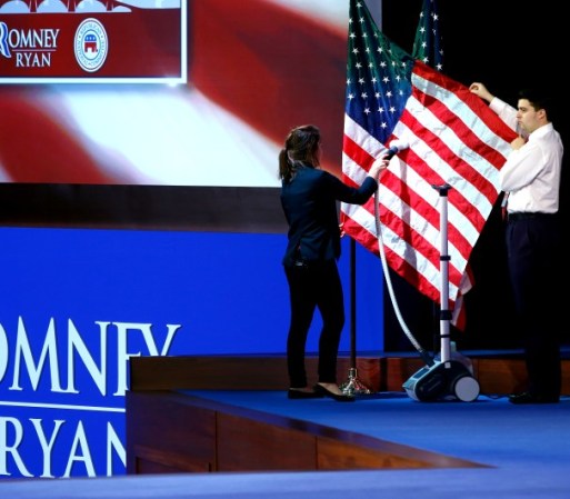 La campaña de Romney se prepara para esperar los resultados de la elección en Boston, Massachusetts.