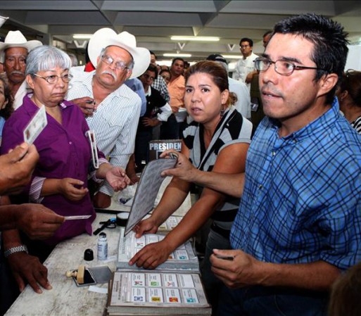 Según los primeros reportes las votaciones transcurrieron en calma.