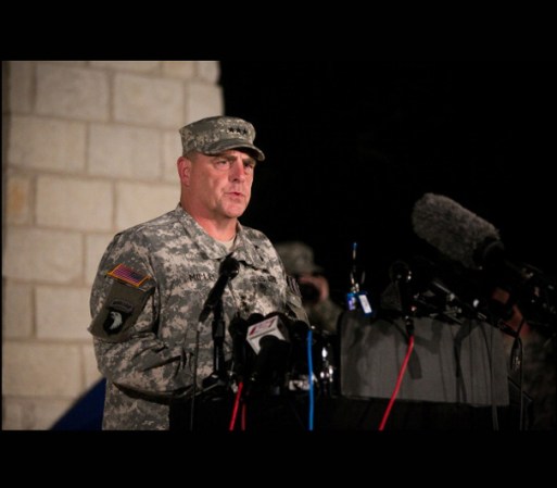 El teniente general, Mark Milley, dijo mediante una conferencia de prensa el miércoles por la noche que el atacante era un soldado que sirvió en Iraq y Afganistán y su último despliegue militar fue en el 2011. Estaba recibiendo ayuda psicológica por problemas de depresión y ansiedad.