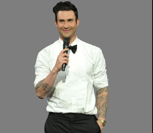 Adam Levine, nació el 18 de marzo de 1979 en Los Ángeles, CA. Conocido por su participación como vocalista de la banda pop-rock en ingles Maroon 5. También se destaca por su rol como escritor y cantante.