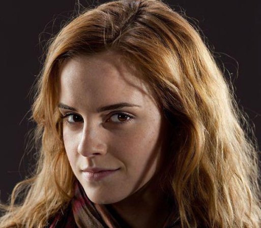 ABRIL 10, 2012 - Los cambios de imagen de la inigualable Emma Watson. Aprecia las transformaciones en su cabello y entérate cómo se convirtió en una estrella de Hollywood, después de haber actuado de niña en obras de teatro escolares.