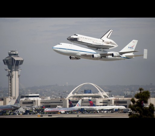 El recorrido terminó con un aterrizaje perfecto en el Aeropuerto Internacional de Los Ángeles.
