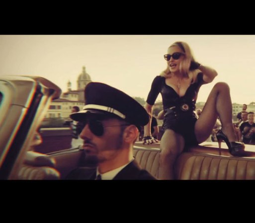 En el 2012 a Madonna le llovieron críticas en las redes sociales, pues muchos fanáticos dijeron que a su edad ya no le iba posar provocadoramente o cantar temas con letras juveniles.