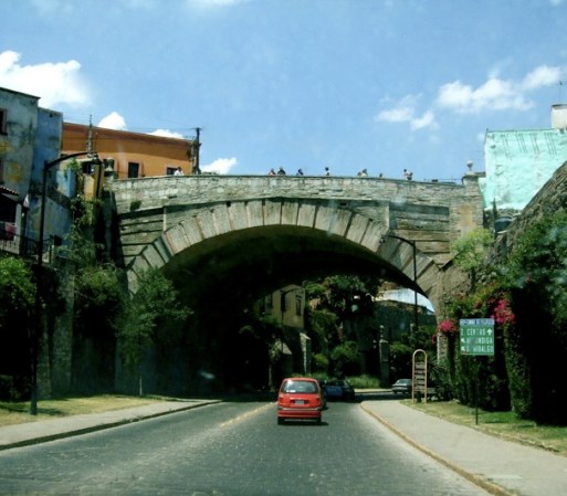 SEPTIEMBRE, 2012: Guanajuato es una ciudad como pocas en México, pues de entrada se distingue por sus calles empedradas y túneles para aliviar el tránsito de vehículos.