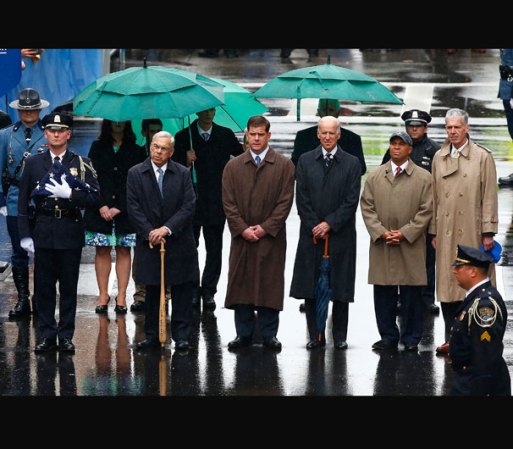 El vicepresidente Joe Biden fue uno de quienes honraron a las víctimas.