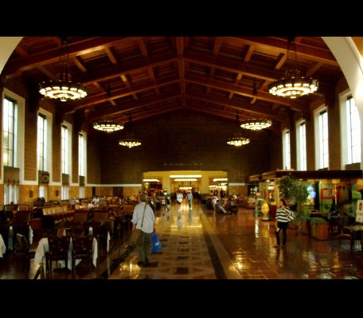 Union Station: centro de transporte público ubicado en el corazon de Los Ángeles.