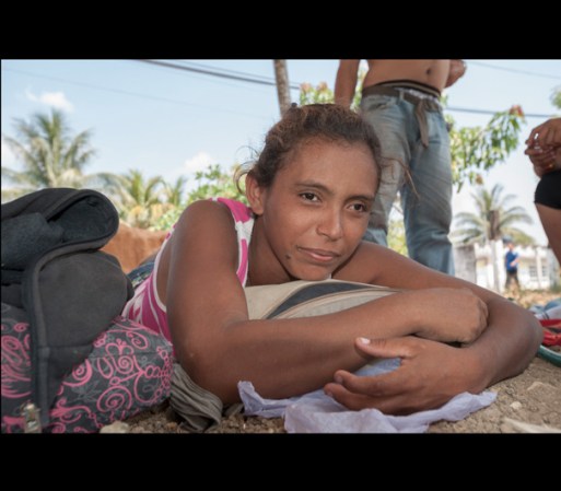 Aunque la mayoría de personas están conscientes sobre los riesgos que corren al subirse a “La Bestia”, sus deseos por lograr el sueño americano son más grandes que cualquier otra cosa.