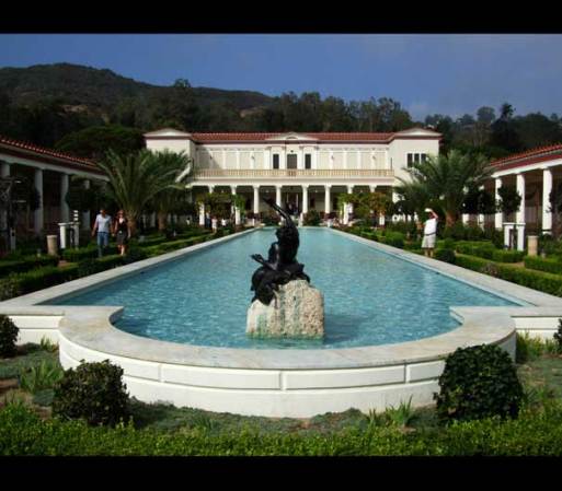 La Villa Getty<br />17985 Pacific Coast Highway<br />Pacific Palisades, CA 90272