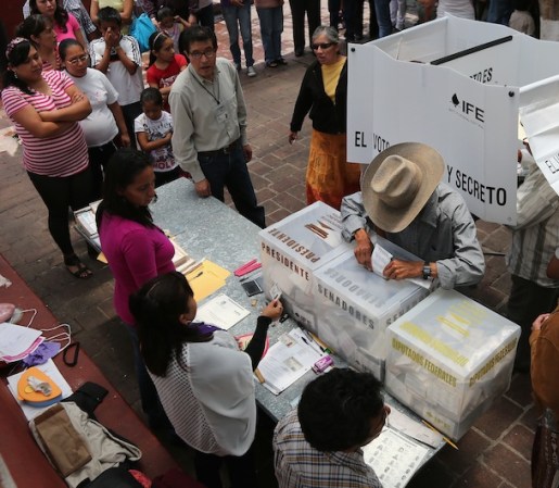Muchos mexicanos acudieron a las urnas a votar.