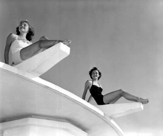 Lido Beach (1951).