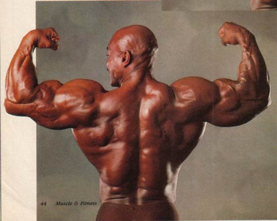 Esta imagen muestra la perfección de su cuerpo.