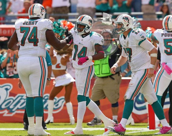 Los Miami Dolphins impusieron su potencia ante los Rams de Saint Louis, con una victoria 17-14.