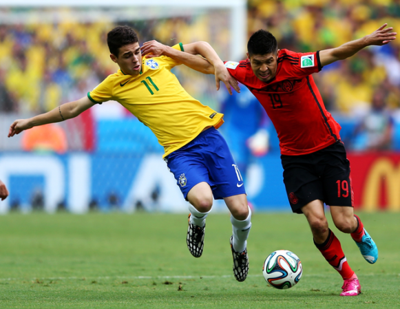 Imágenes del partido entre Brasil y México librado el 17 de junio como parte de la Copa Mundial 2014.