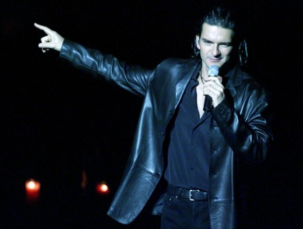 El guatemalteco Ricardo Arjona se muestra hermético para hablar de sus hijos: Adria y Ricardo, de su matrimonio con Leslie Torres. Además, en noviembre de 2010, nació su tercer hijo y primero de su relación con Daisy Arvelo.