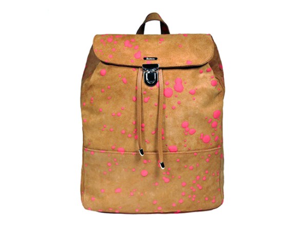 Bolso de Illesteva Charlie. Disponible en illesteva.com, $850.
