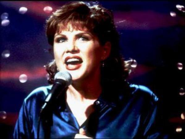 Julia Sweeney: actriz y comediante
